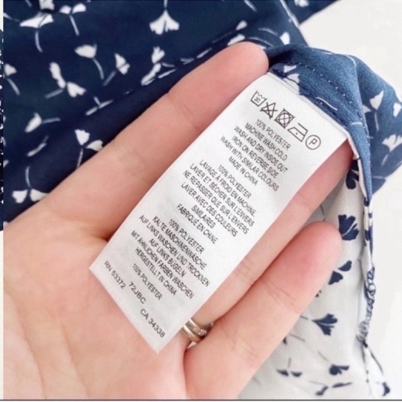 French Connection Komo Pin-tuck Short Sleeve Blouse Blue/white Size XS NEW - Picture 5 of 6